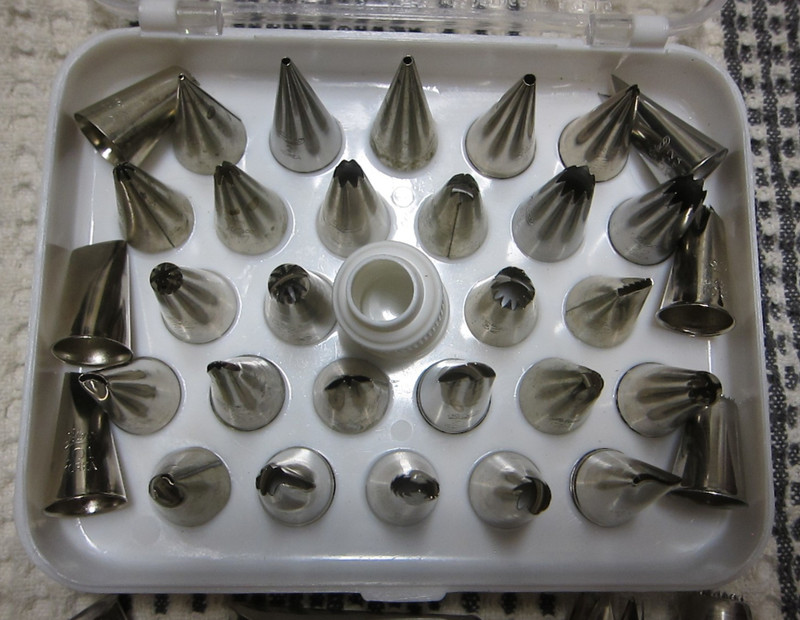 Ateco Piping Tips 36 Pieces gallery