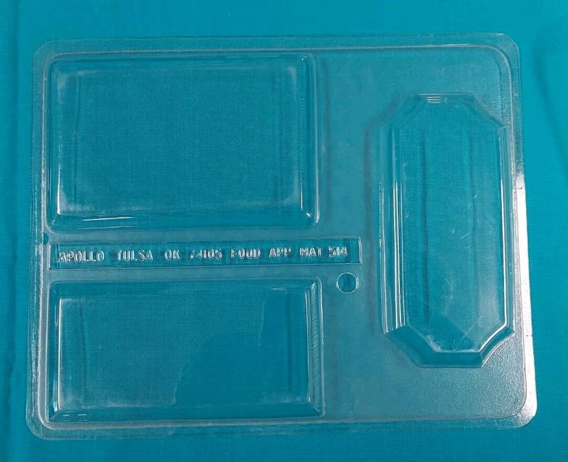 Lot of 10 Vintage Candy Flat Bar Plastic Tray Molds Apollo & ILA gallery