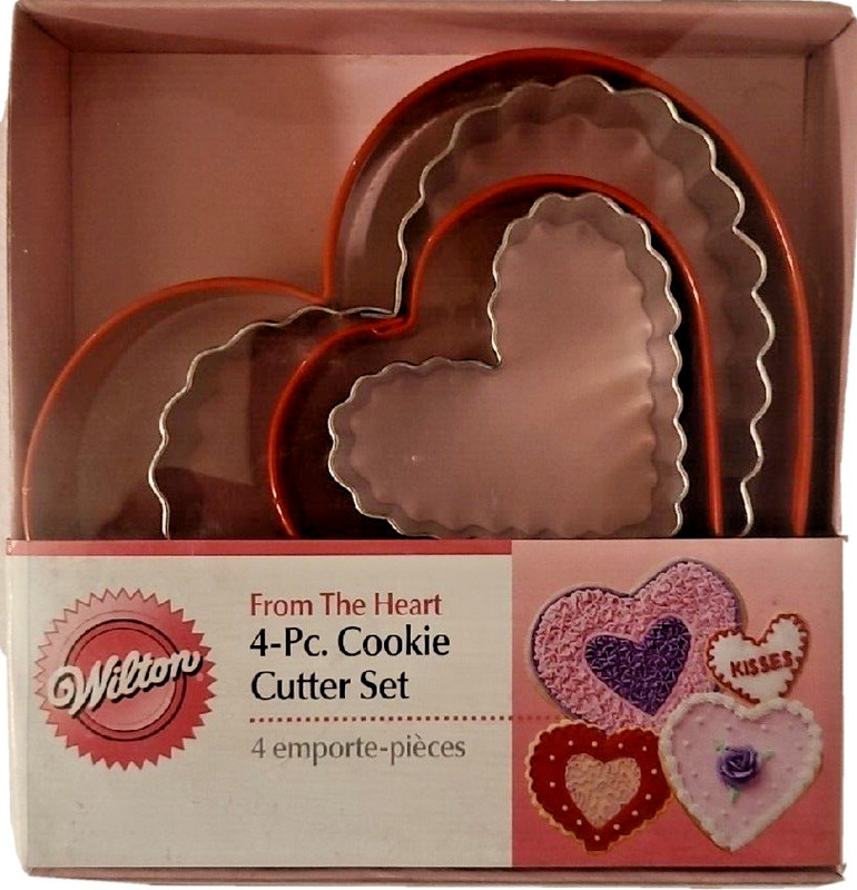 Vintage Wilton Valentine’s Heart Metal Cookie Cutter Set 4 Piece Boxed New 1998