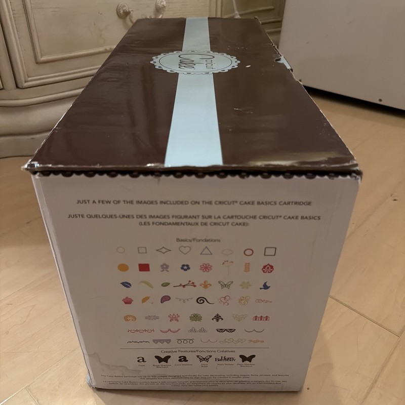 NIB Cricut Cake Personal Electronic Cutting Machine Food Safe Cutting Mat CCA001 gallery