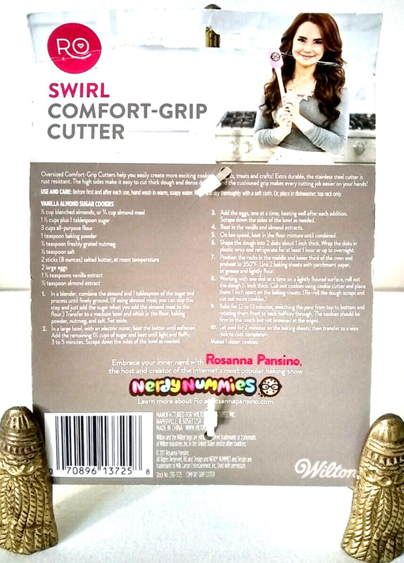 Wilton Swirl Comfort-Grip Cookie Cutter by the RO Collection gallery