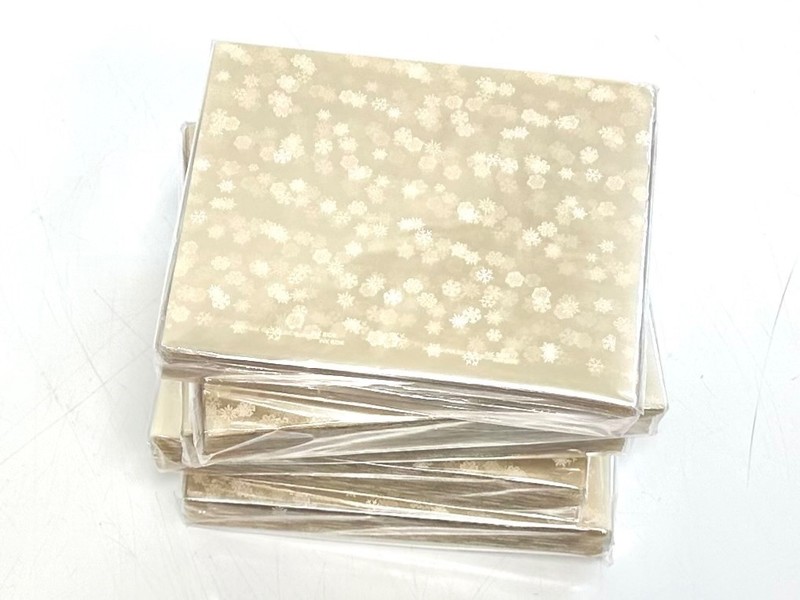 CANDY CARAMEL WRAPPERS, SNOWFLAKES Print on Clear Cellophane, 4″ x 5″ – 1000pkg
