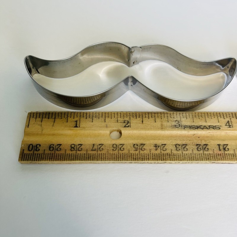 3 Pcs Set/ Mustache Cookie Cutters, Fondant, Pastry, Biscuit, Cake Decorating gallery