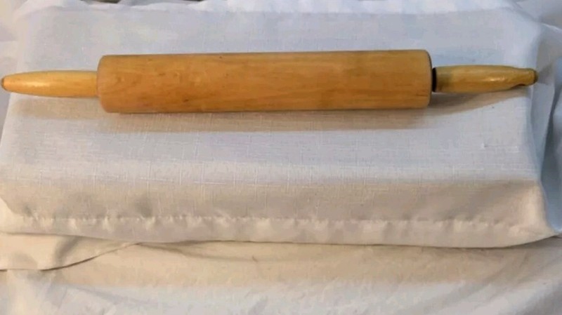 Vintage Wooden Rolling Pin Full Size 17 in 6 inch Barrell Hanging Hole Baking…