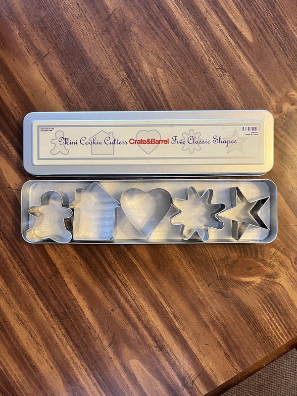 Set of 5 Crate & Barrel Classic Shape Mini Cookie Cutters in Tin