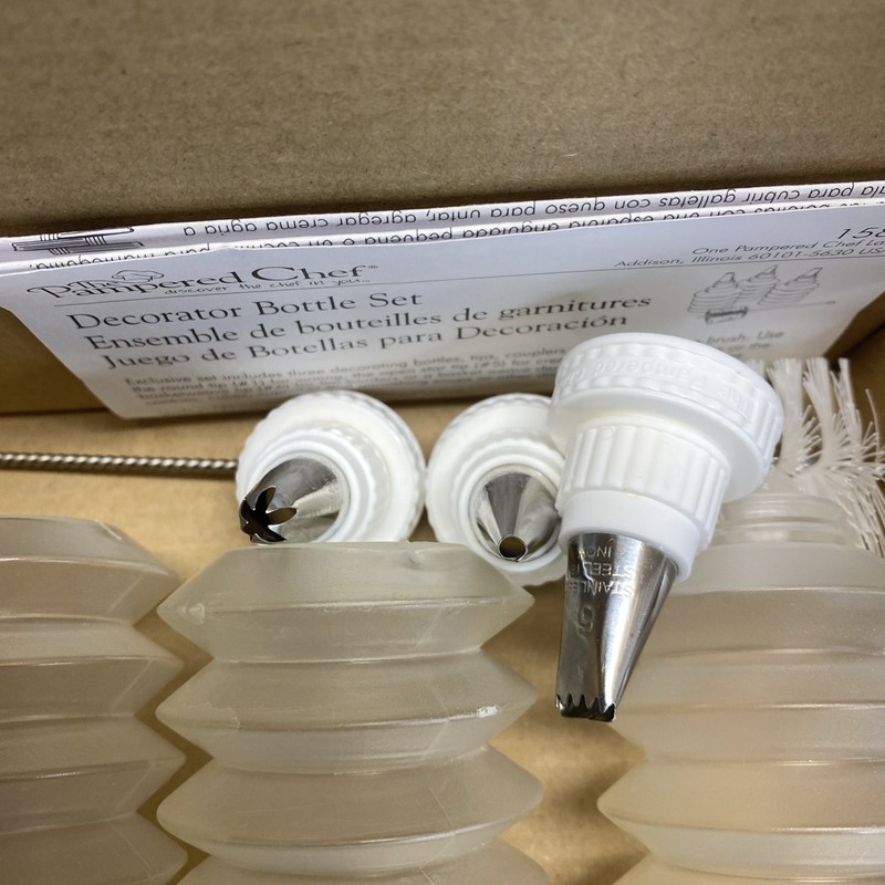 Pampered Chef Bottle Decorator Set 3 Tips Bottles Cake Cookie Frosting Shipfast gallery
