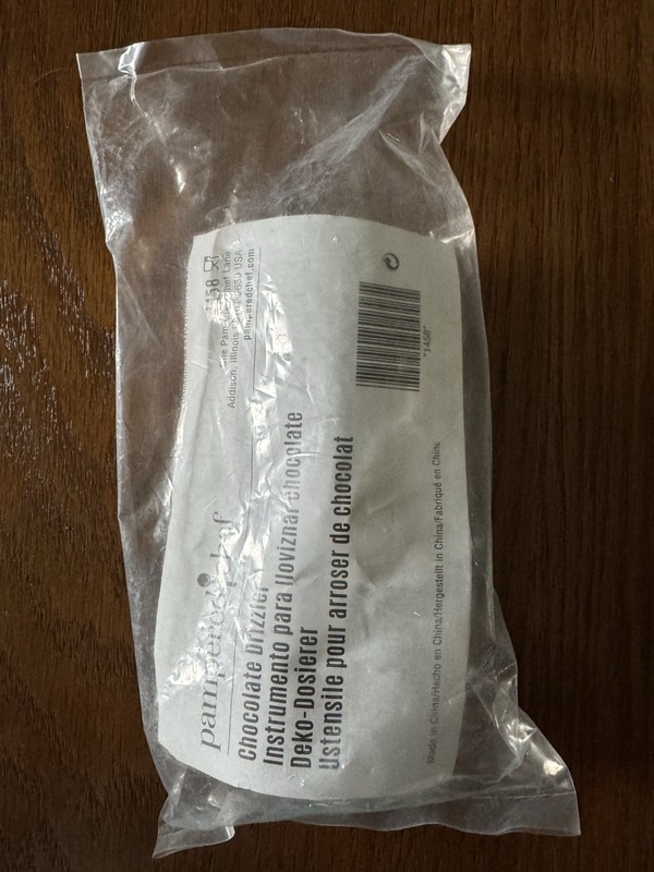 Pampered Chef -Icing Chocolate Drizzler for Candy And Cookie Decorating