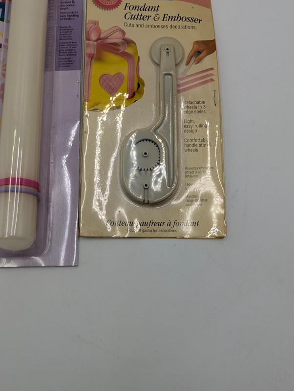 Wilton Fondant Cutter Embosser & Rolling Pin ~ NEW gallery