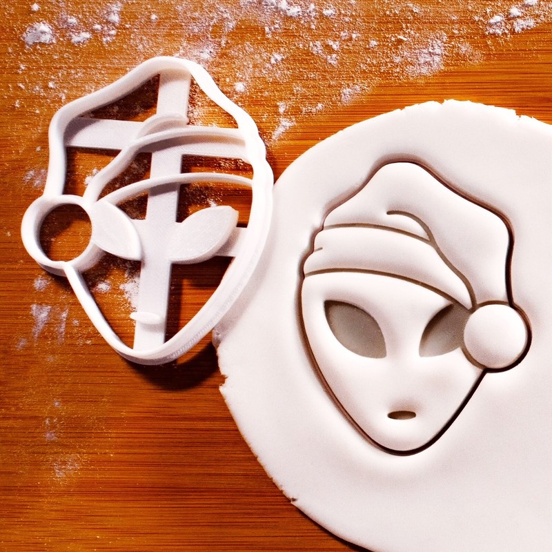 Santa Alien Cookie Cutter – Sci-fi Christmas UFO Extraterrestrial paranormal