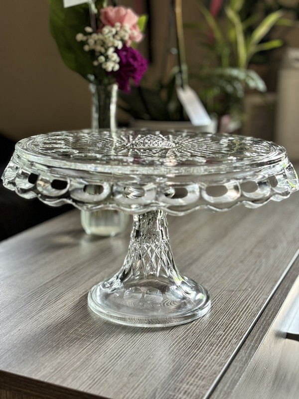 Vtg LARGE Glass CAKE PEDESTAL DISPLAY American Fostoria Scalloped Rim