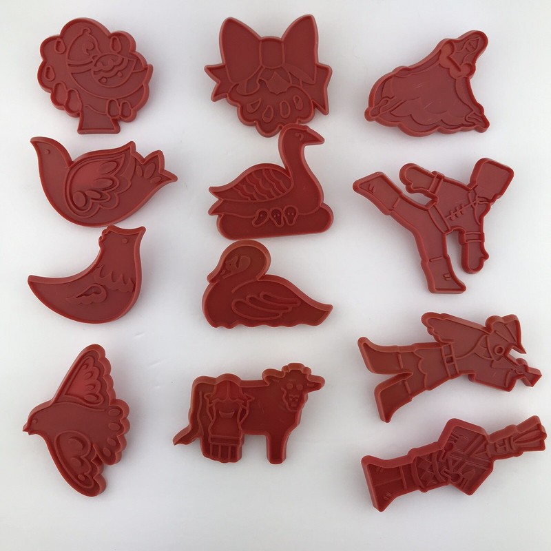 Chilton Cookie Cutter Set 12 Days of Christmas Vintage 1978 Complete gallery