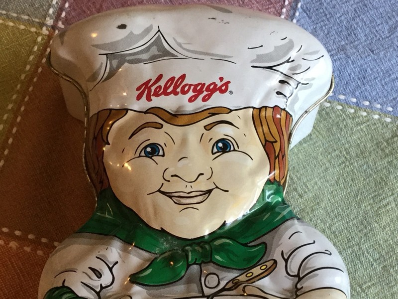 Kellogg’s Chef Cook Shaped Tin 1999 Kellogg Co 9″ x 4″ Cereal