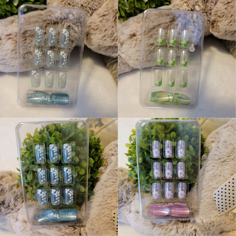 4×Nails Tips Flower (Lot 4 Color)