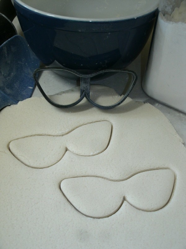 SUNGLASSES GLASSES STYLE FRAME SET OF 4 COOKIE CUTTER USA PR1515 gallery