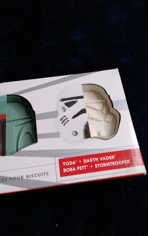 WILLIAMS SONOMA Star Wars Cookie Cutters Yoda Darth Vader Boba Fett Stormtrooper gallery