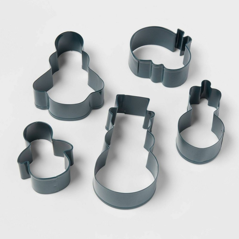 Threshold Christmas Cookie Cutter Snowman Shaped 5 pc set, stainless steel NEW