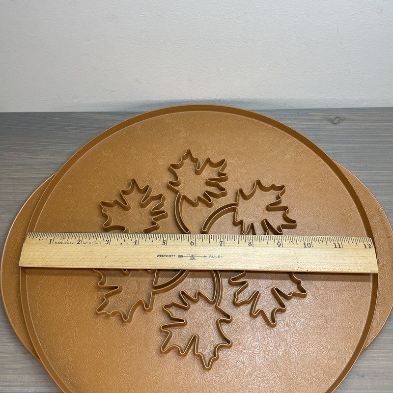Nordic Ware 12.375" Leaves & Apples Reversible Pie Top Cutter -Brown -Used gallery