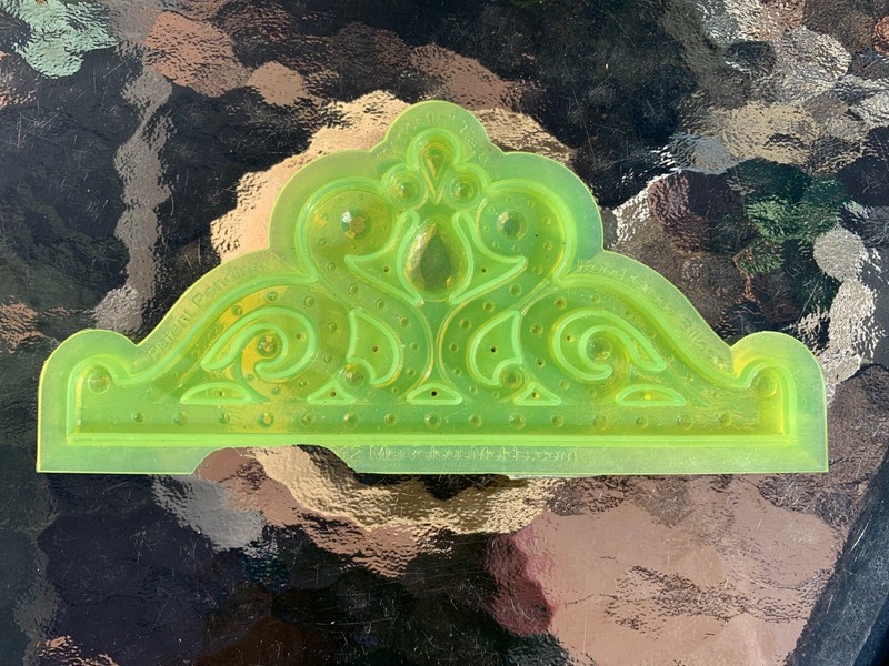 Majestic Tiara Mold * Clear* by Marvelous Molds