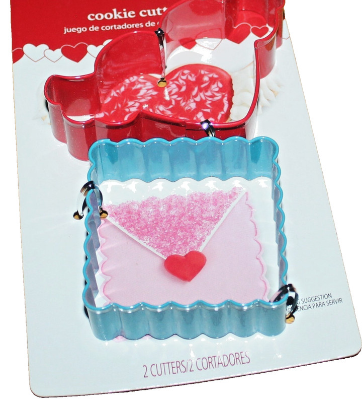 Wilton 2 PC VALENTINE COOKIE CUTTER SET WINGED HEART, ENVELOPE #2308-0222 NEW gallery