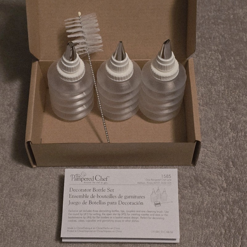 Pampered Chef Decorator Bottle Set 1585 with Cleaning Brush New In Box gallery