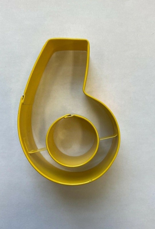 1 Celebrate it number six ( # 6 ) cookie cutter birthday cookies party supply