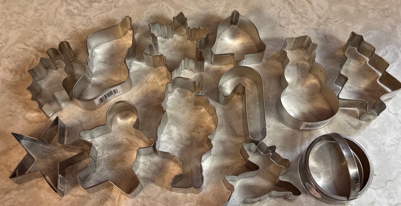 Set of 12 Metal Christmas Cookie Cutters Variety Holiday Baking Parties