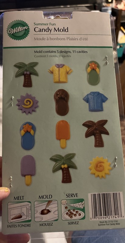 Wilton Candy Mold “ Summer Fun”5 Designs 11 Cavities 1 – 1 1/2 In Popsicle, Tree