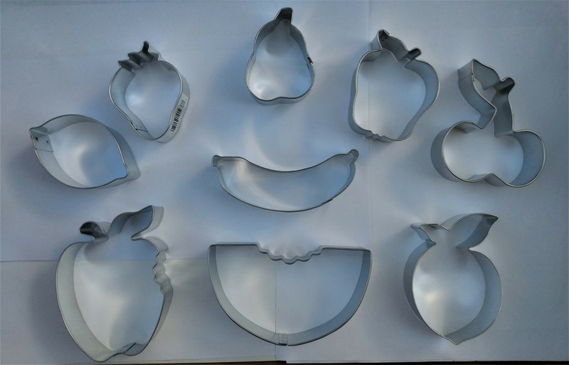 FRUIT Cookie Cutter 9 pc Set Banana Apple Peach Cherry Strawberry Pear Watermelo gallery