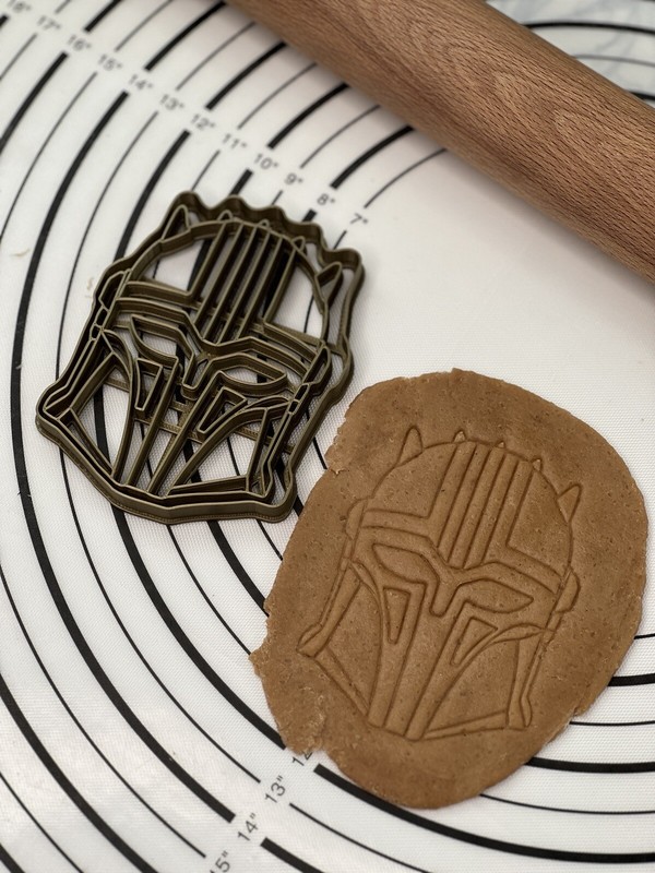 The Mandalorian Armorer Helmet Cookie Cutter & Mold Produced by 3D Kitchen Art gallery