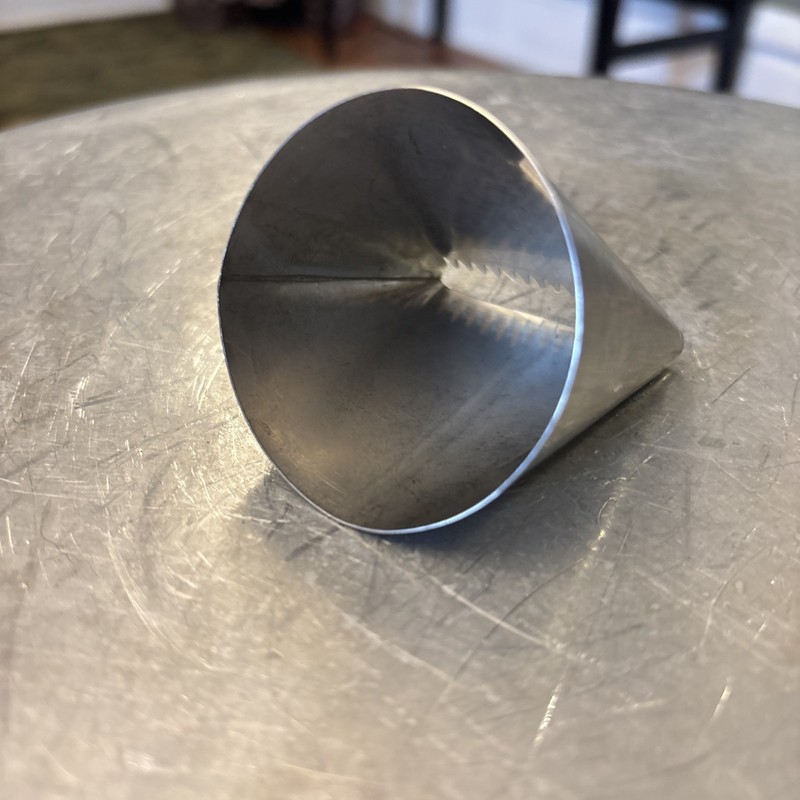Extra Large L200 Cake Piping Tip gallery