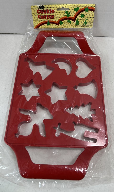 Vintage 1983 Christmas Press Cookie Cutter UK Design Trees Bell Reindeer New!