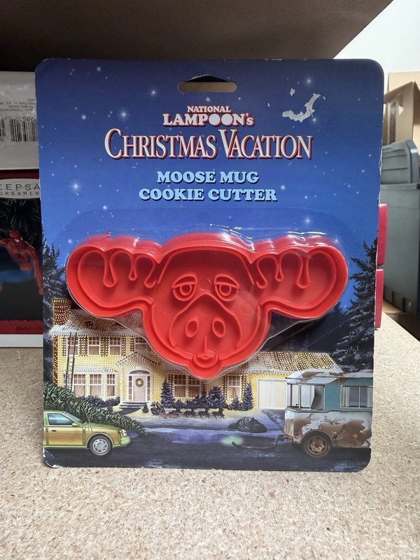 National Lampoons Christmas Vacation Moose Mug Cookie Cutter - Clark Griswold gallery