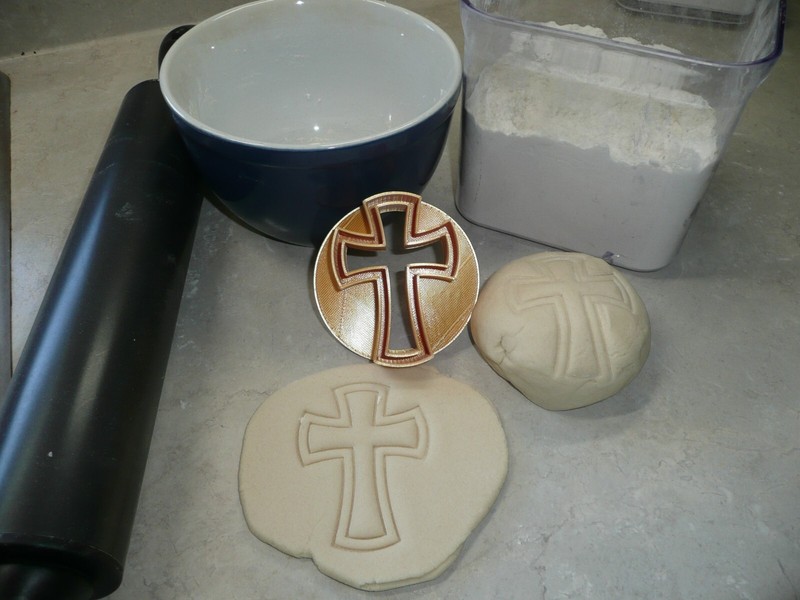 CROSS DESIGN CONCHA CUTTER MEXICAN SWEET BREAD STAMP MADE IN USA PR4975 gallery