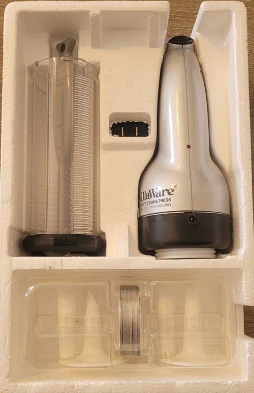 VillaWare Cookie Press Cordless Rechargeable 20 Cookie Discs gallery