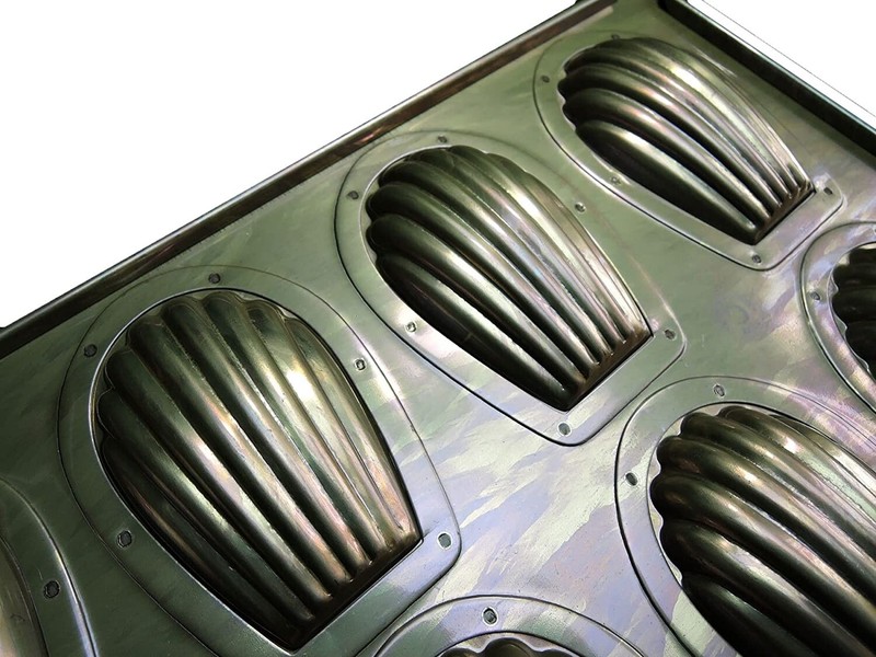 Chiyoda metal Shellfish cake Madeleine mold 8P Baking sheet oven New Courier gallery