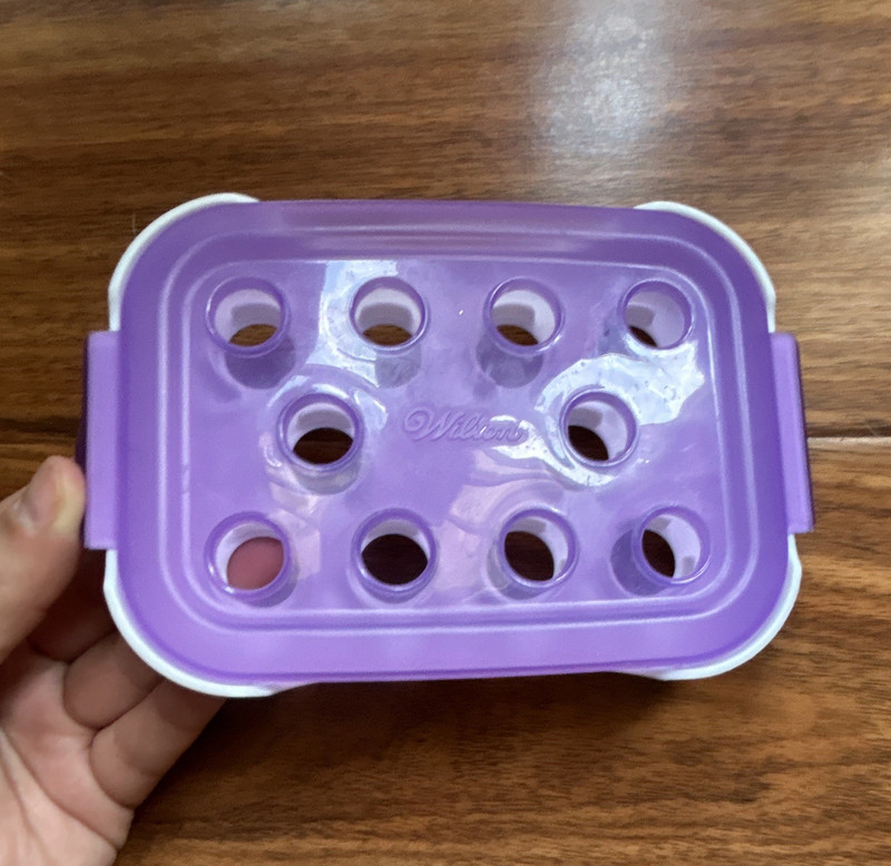 Wilton Reusable Plastic Cake Decorating Nozzles Set, Purple/White