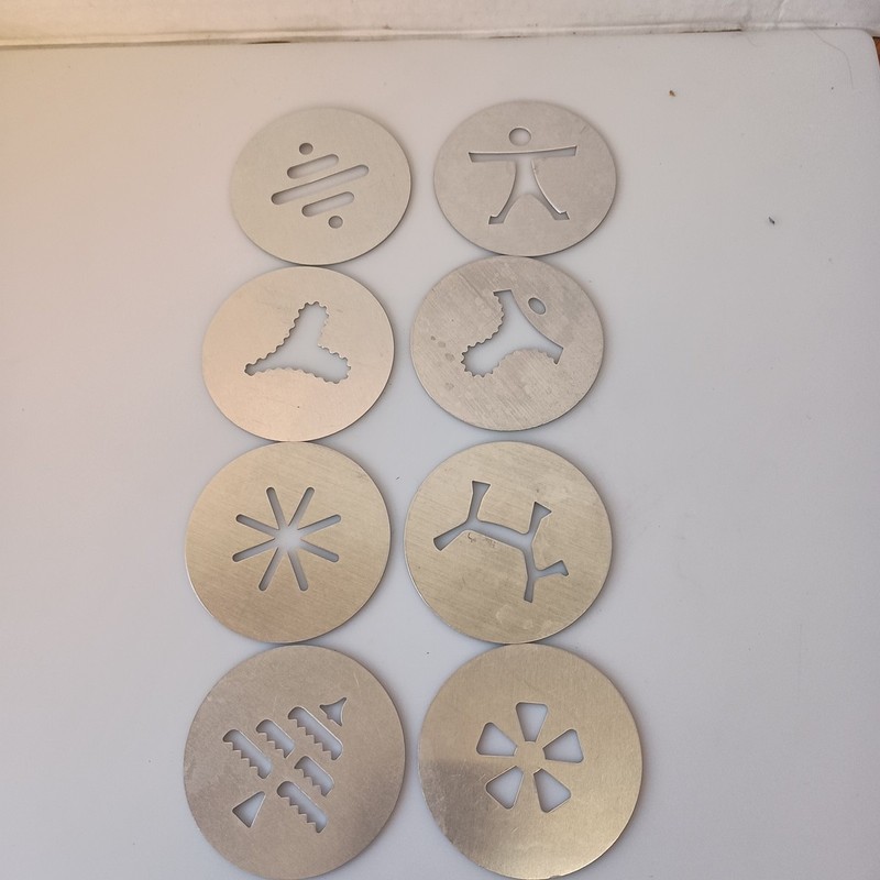 Wear-Ever Super Shooter Cookie Press 8 DISCS Model 70001 Replacement Parts Only gallery