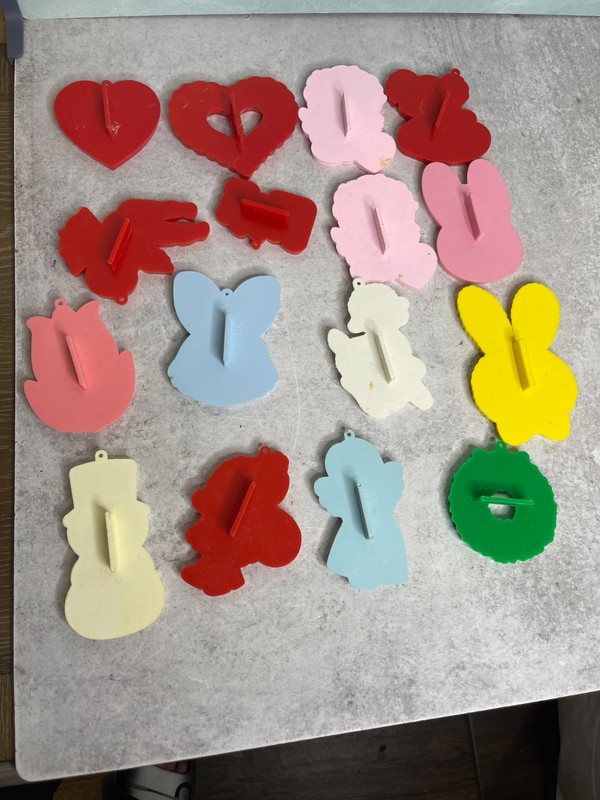 Vintage 80s Holiday Christmas Easter Valentine's day Cookie Cutters plastic set gallery