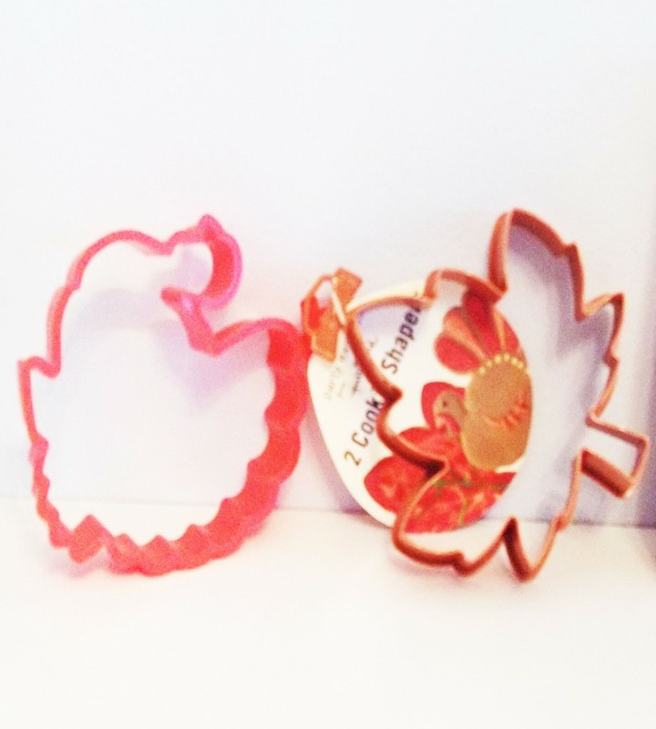BRAND NEW~LARGE THANKSGIVING BAKING GROUP~PUMPKINS~LEAVES~ACORNS~WILTON~HALLMARK gallery