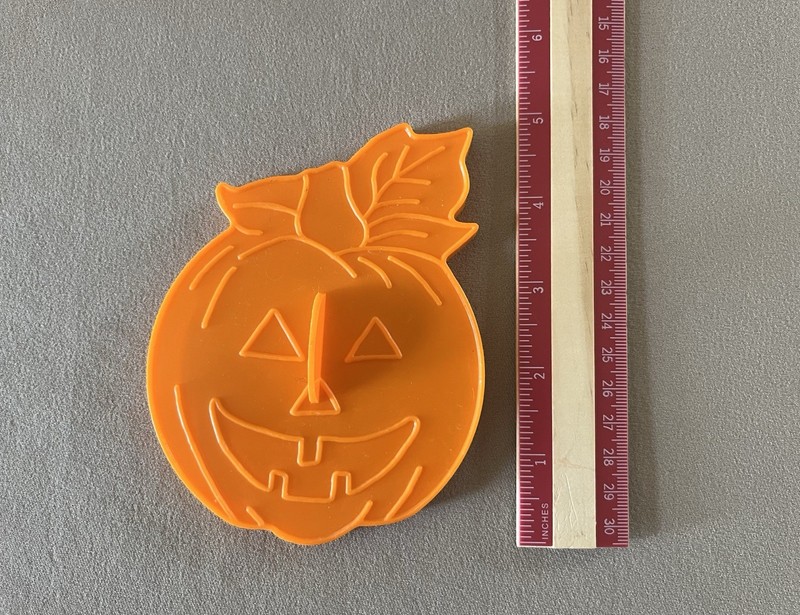 Wilton Orange Pumpkin “Jack-O’-Lantern” Plastic Cookie Cutter, 3 3/4” X 5”, New! gallery