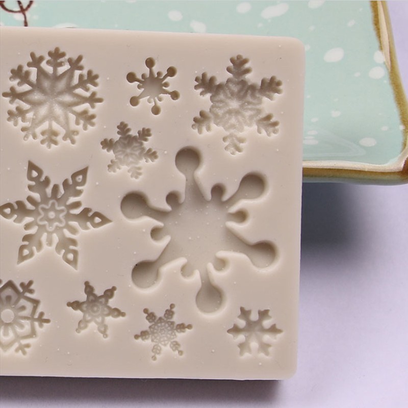 Christmas Snowflake Pattern Silicone Mold Chocolate Cake Baking Non-Stick gallery