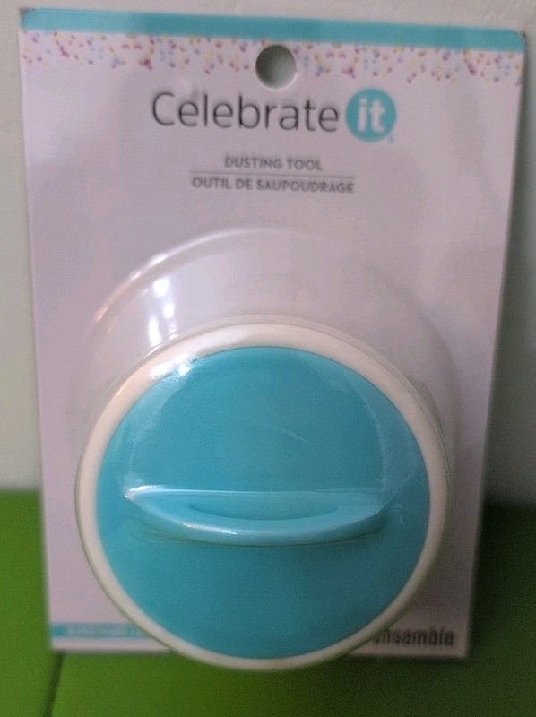 Celebrate It Dusting Tool Keeping Fondant/Gum Paste From Sticking NIP