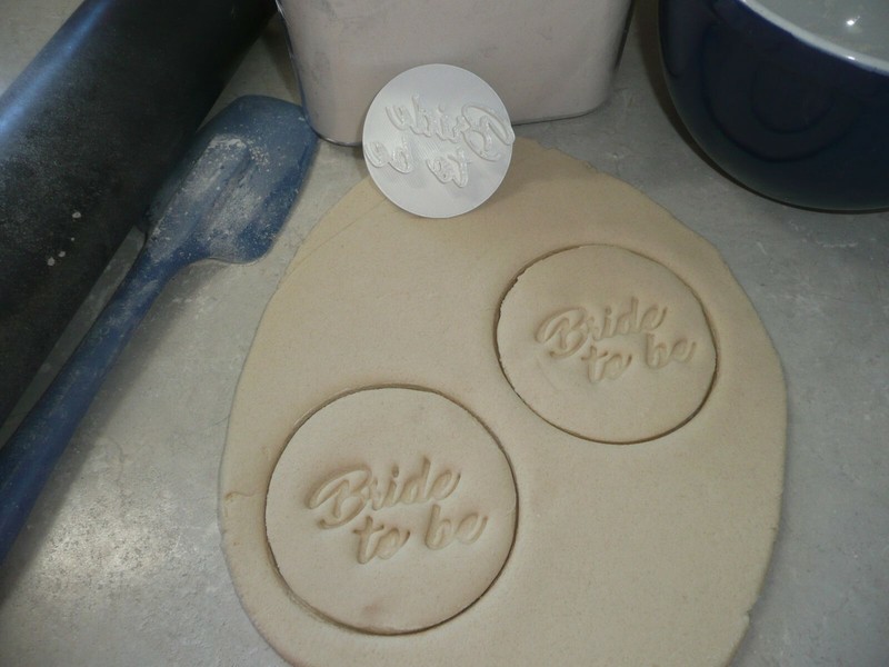 BRIDE TO BE WORDS SCRIPT FONT BRIDAL SHOWER BACHELORETTE COOKIE STAMP USA PR4014 gallery