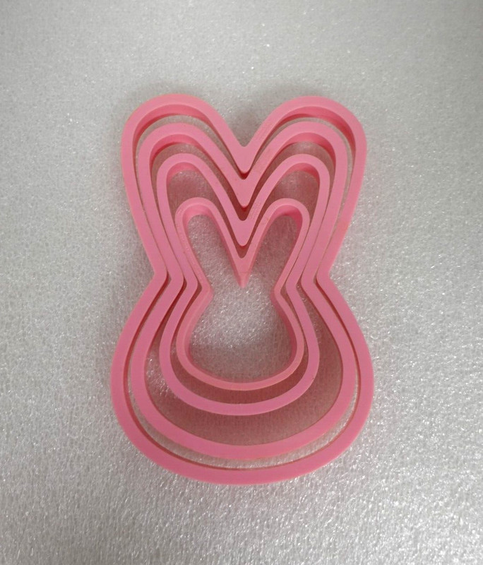Wilton Nesting Bunny cookie cutters / 4 ct / 2303-9270