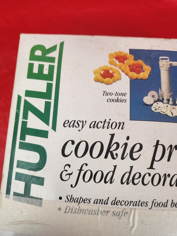 Hutzler Easy Action Cookie Press & Food Decorator gallery
