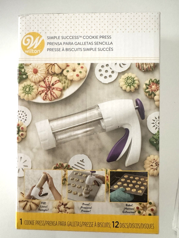 WILTON Cookie Press with 12 Discs Ergonomic Easy Squeeze Handle Comfort Grip