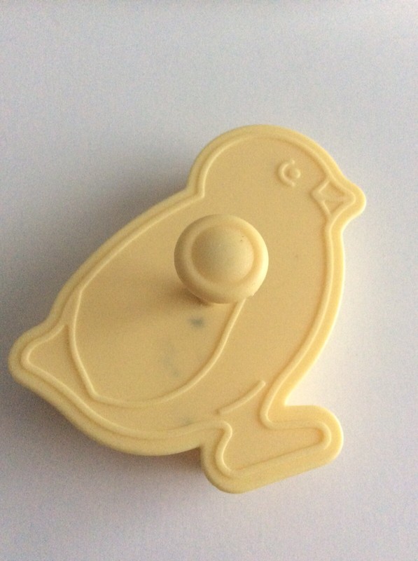 Set/4 2007 Williams Sonoma Kids Easter Stamped Cookie Cutters Chick Basket Bunny gallery