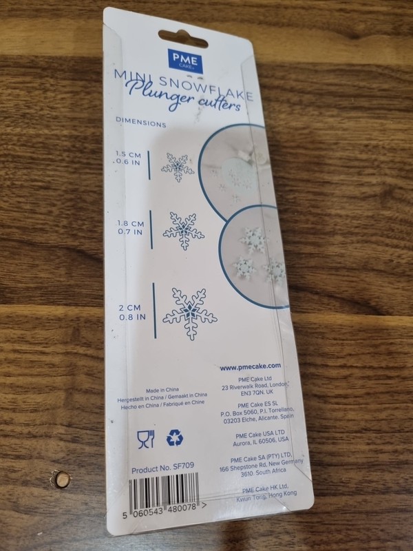 Mini Set Of 3 Snowflake Plunger Cutter Standard White gallery