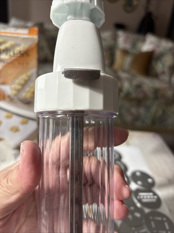 Kuhn Rikon Cookie Press & Decorating Kit Instruction Recipes Accessories 20 Disc gallery