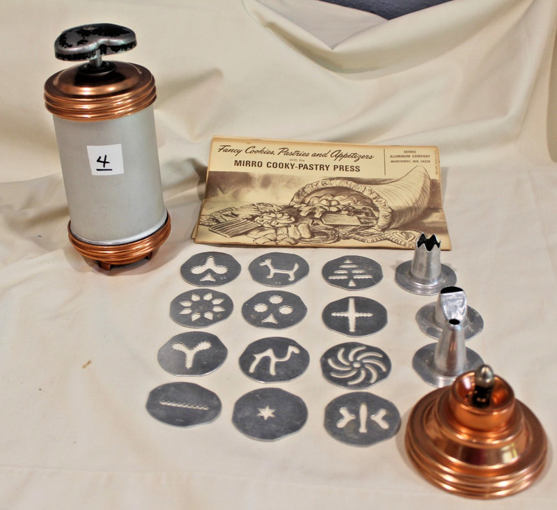 #4 Vintage Mirro Aluminum Cookie Cooky & Pastry Press – 12 Discs & 3 Tips Donuts